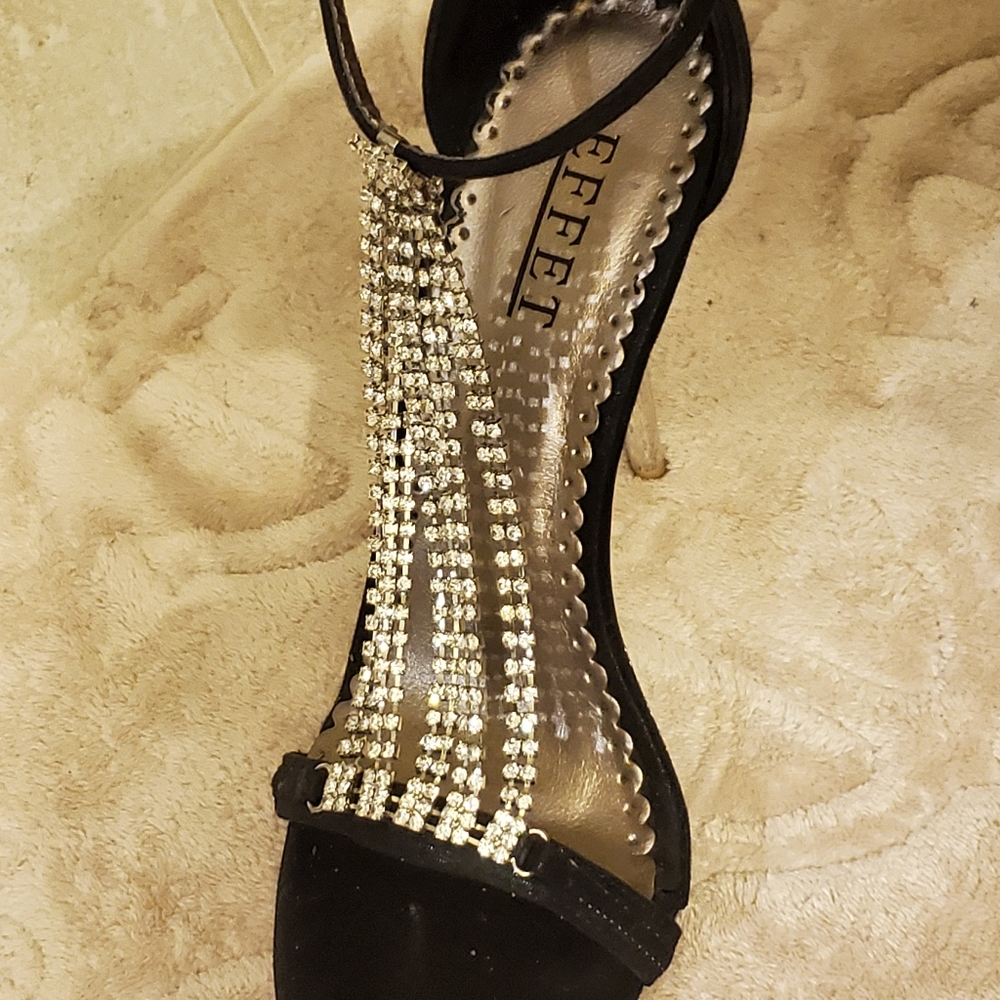 shoes - Picture 4 of 6
